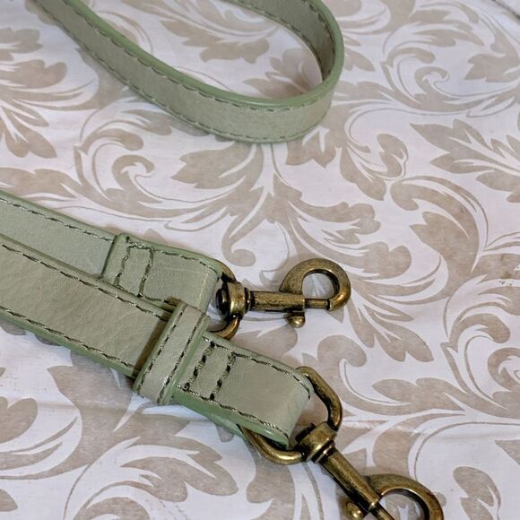 Crossbody Handbag Replacement Strap 44” Green Vegan Leather & Brass Tone Clips - Picture 5 of 5